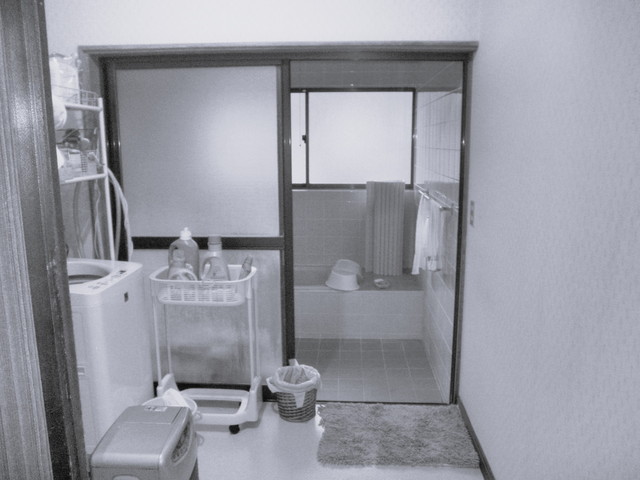 b大きなガラスの引き戸