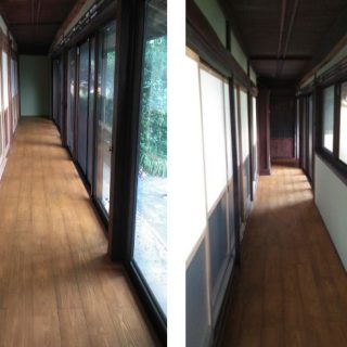 古くなっていた床を新しくし、濃い目の外観とはあえて違う明るい色の床へ